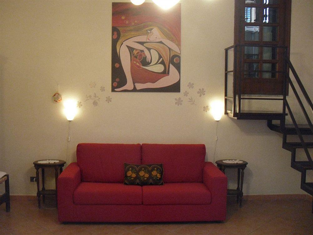 Bed And Breakfast I Vicoletti Di Napoli Exterior photo